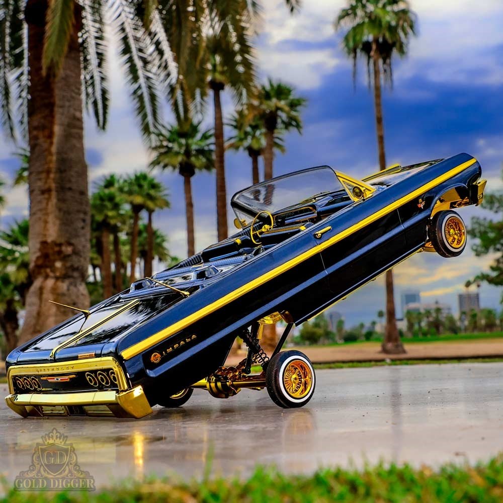 RedCat SixtyFour Hopping Lowrider - Gold Digger