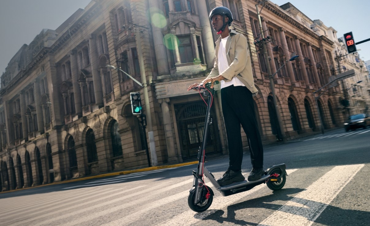 Ninebot F3 Pro D - Elscooter
