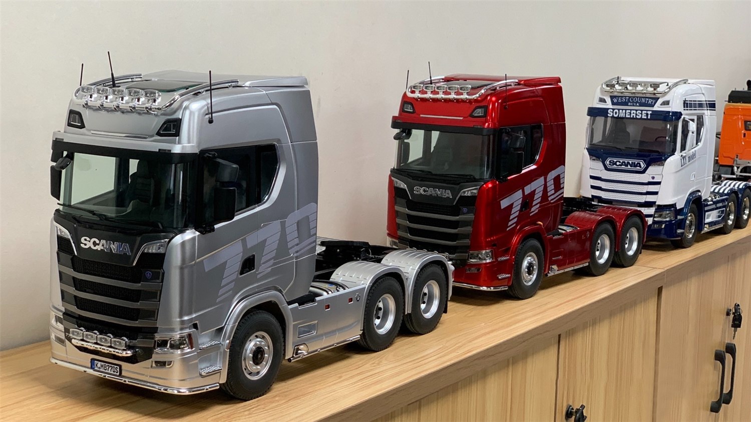 HuiNa Lastbil Scania K770S-100 6x6 - Silver
