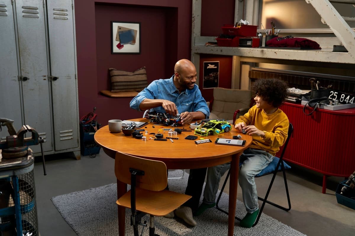 LEGO Snabb och rasande Dodge Charger