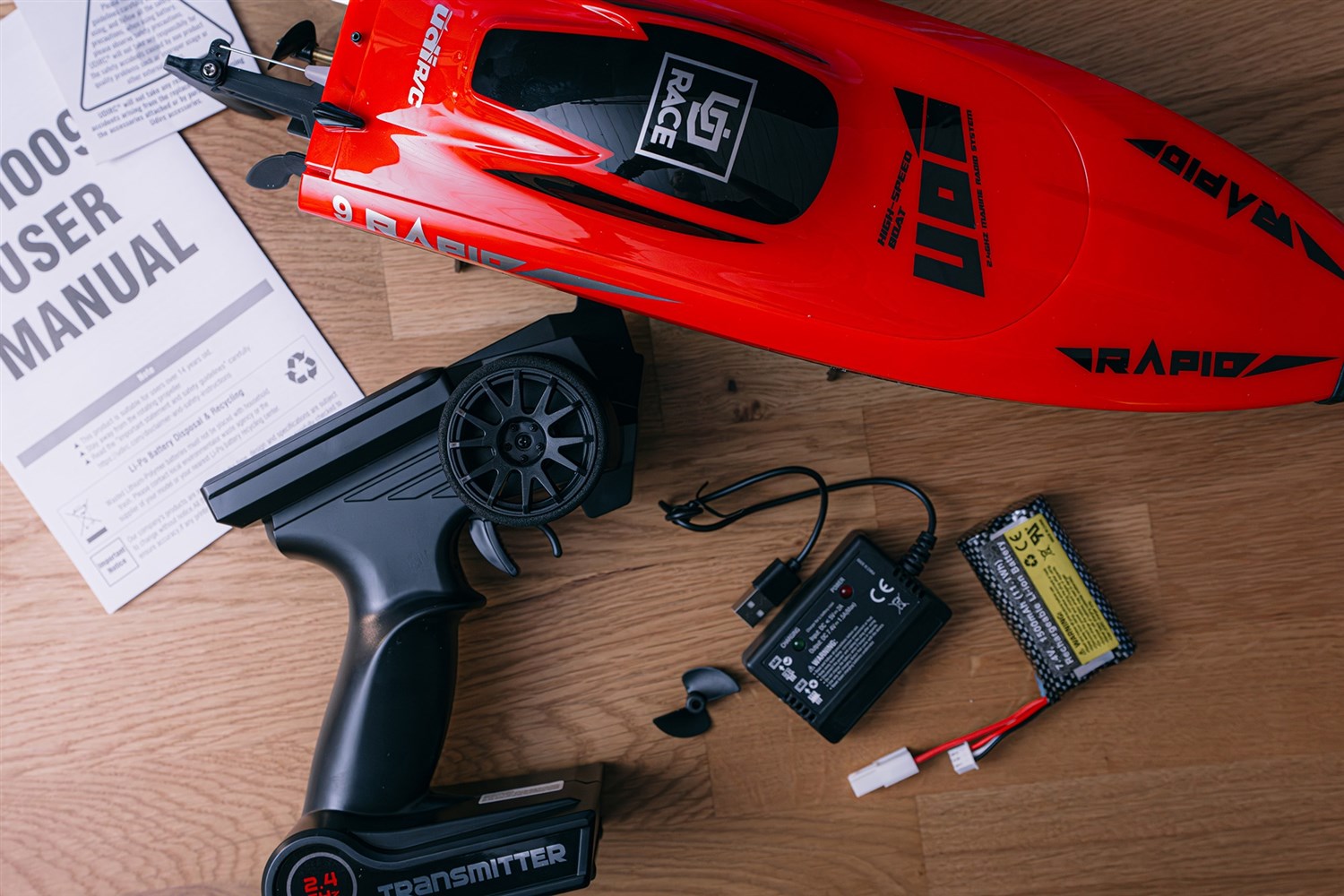 UDI Rapid RC-båt - Röd 2.4GHz