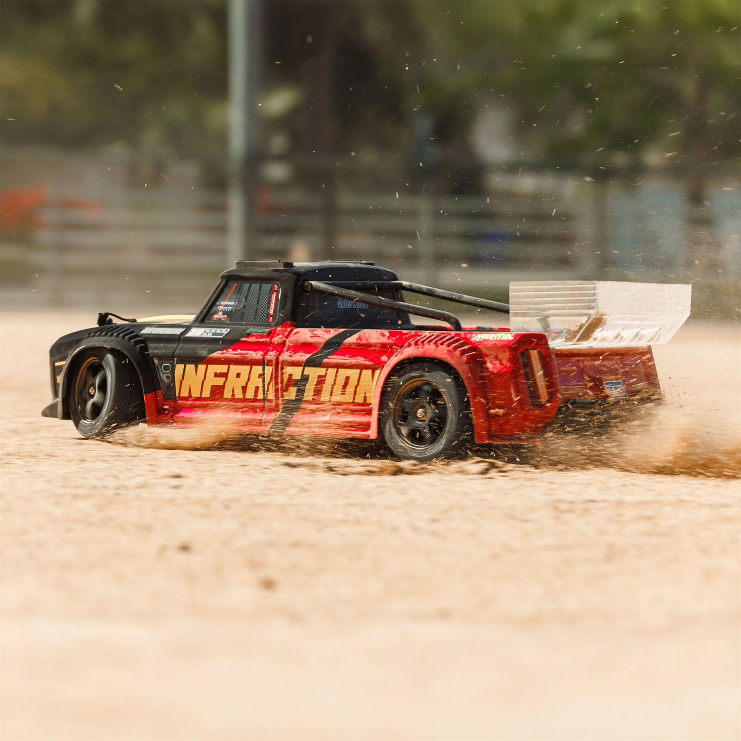 ARRMA Infraction 223S BLX 4WD DSC - RTR Svart