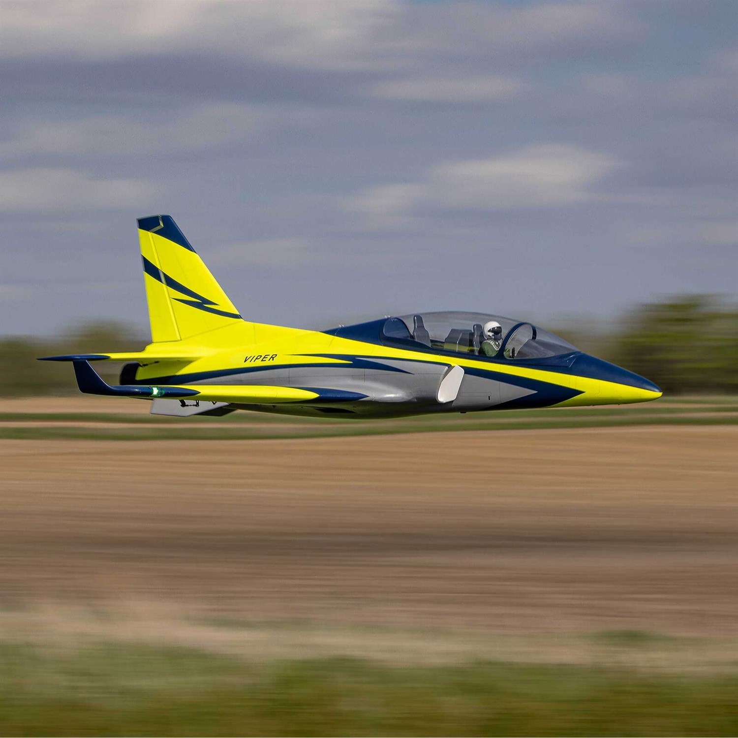 Hangar 9 Viper 100N med infällbar 2.1 m ARF