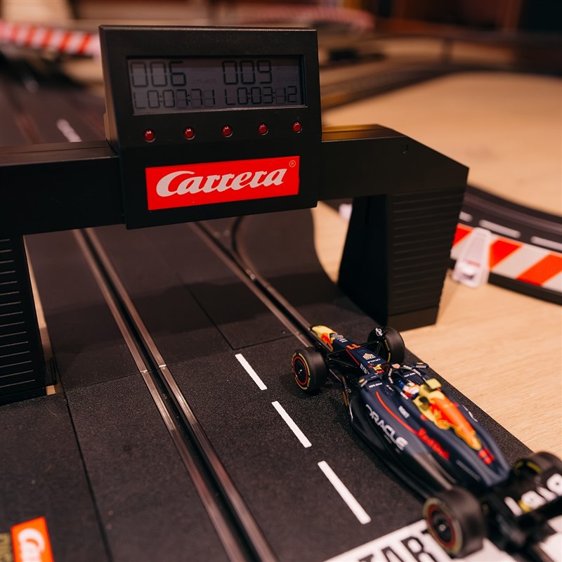 Carrera elektrisk tidtaker og rundeteller 