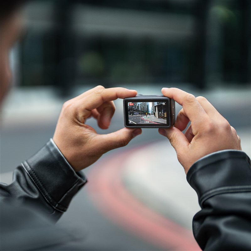 DJI Osmo Action 5 Pro Adventure Combo