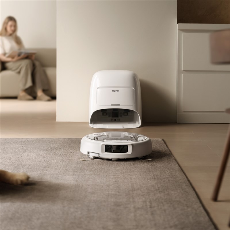 DJI Romo S Robotstvsuger