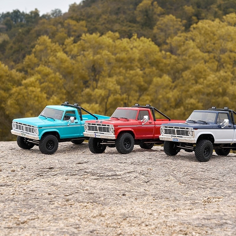 FMS FCX18 II Ford F-100 1/18 4WD RTR Hvit & Blå